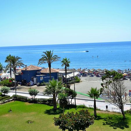 Spacious 1 Bedroom Apartment, Beach Front, Torrox Costa Екстериор снимка