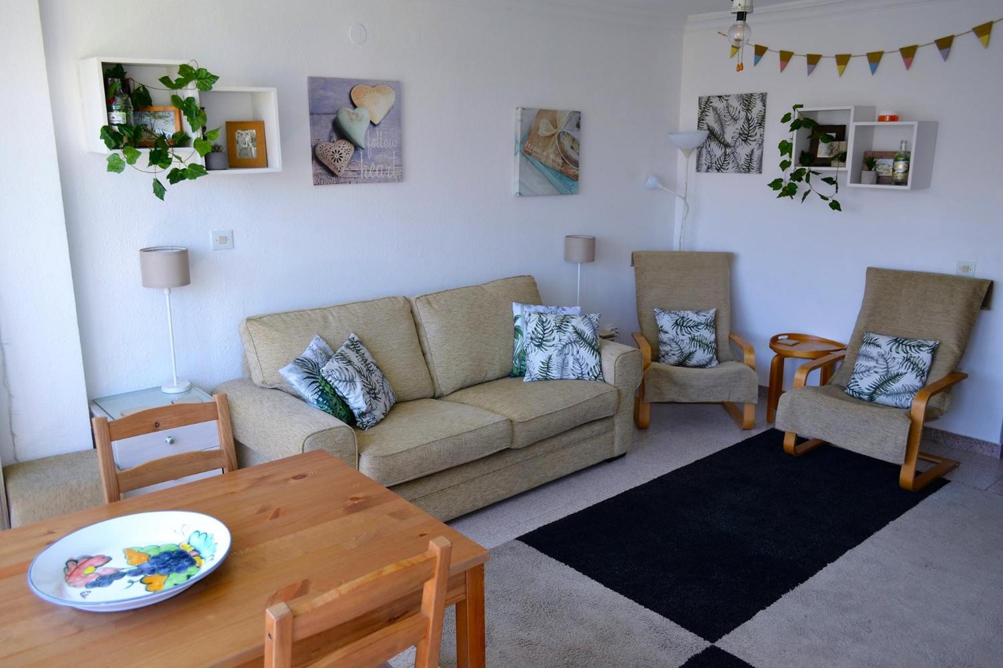 Spacious 1 Bedroom Apartment, Beach Front, Torrox Costa Екстериор снимка