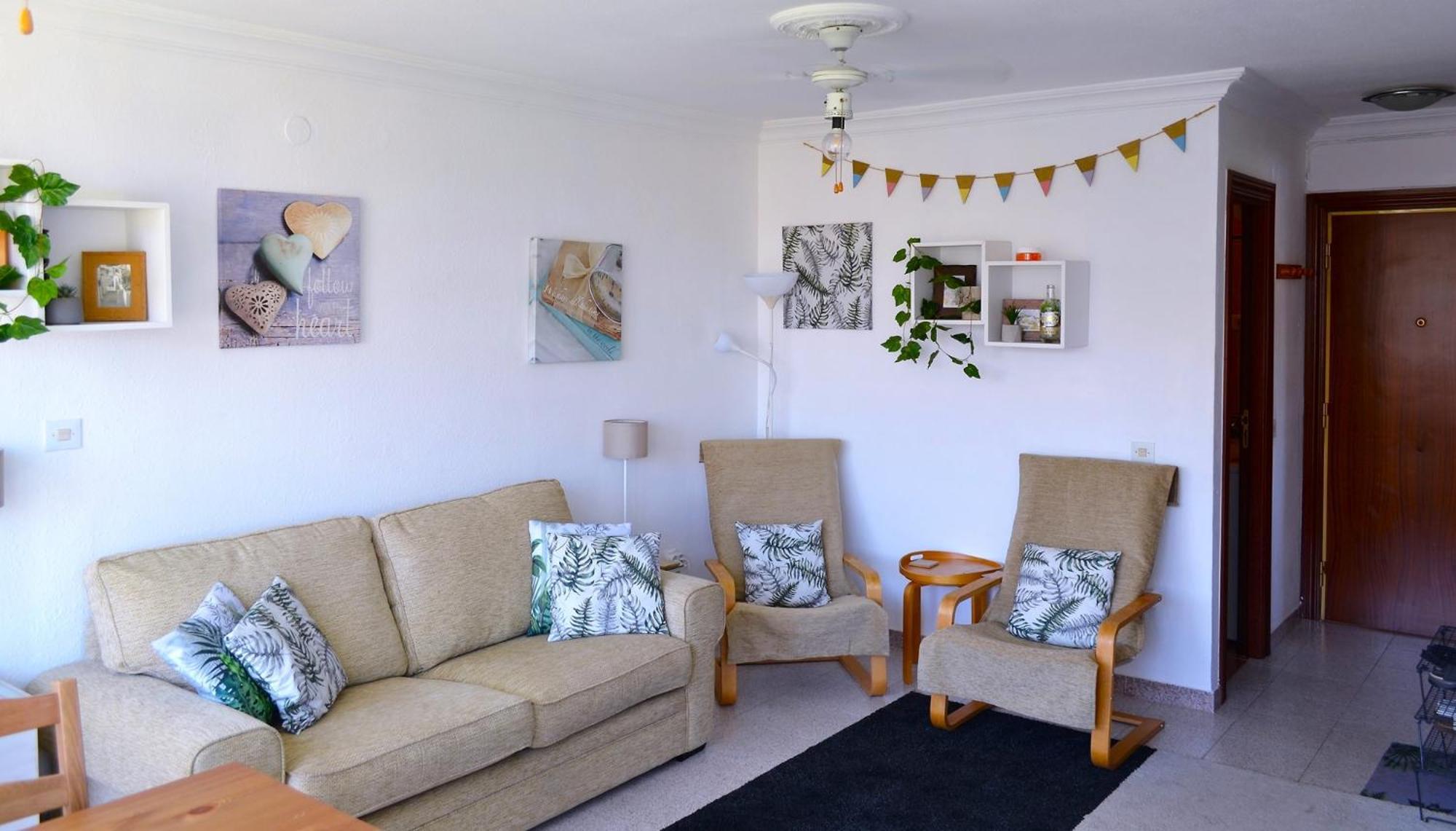 Spacious 1 Bedroom Apartment, Beach Front, Torrox Costa Екстериор снимка