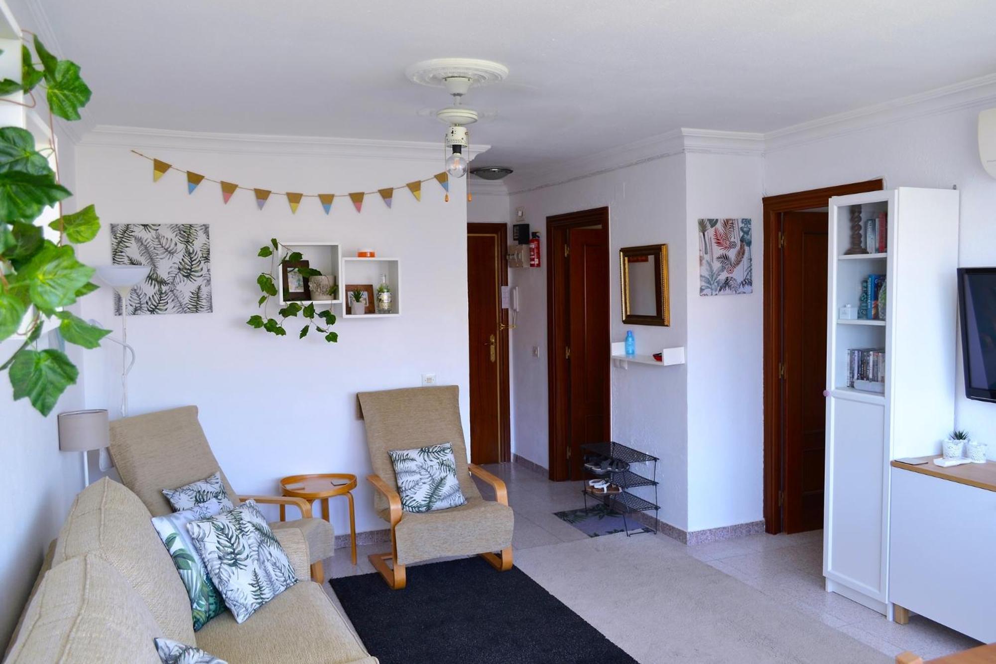 Spacious 1 Bedroom Apartment, Beach Front, Torrox Costa Екстериор снимка